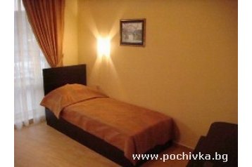 Bulgaria Byt Sveti Vlas, Exteriorul